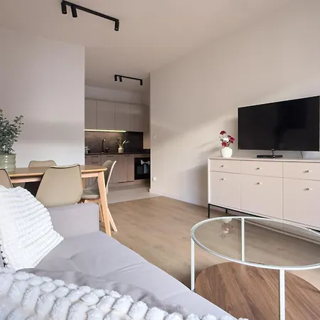 Legnicka Adam I Ela Apartament *